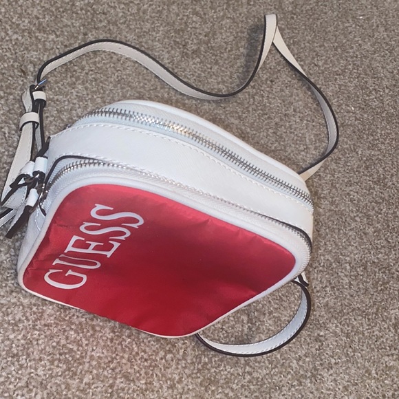 Red|White Guess Mini Satchel - Picture 2 of 4